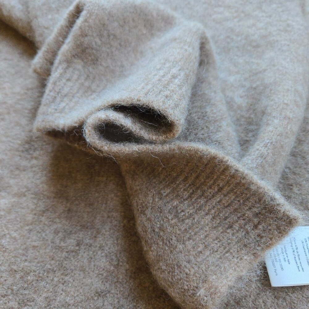 NWOT Sezane Marianne Baby Alpaca Camel Scarf Plush Fuzzy FIRM - Picture 8 of 16